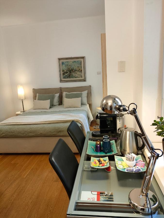 La Casa Di Sole Hotel Milano Ngoại thất bức ảnh